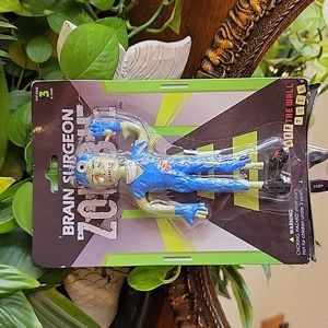 Doctor Brain 🧠 Surgeon Zombie posable figure Off the wall 2011